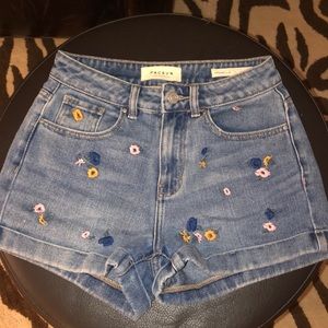 Pacsun Jean shorts (embroidered flowers)